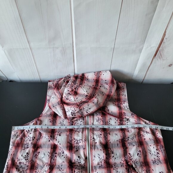 CJ Banks Red Plaid Zip Front Hooded Vest, Women’s 1X, Floral, Fall, Holiday, EUC - Picture 6 of 7